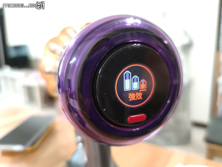 點我看大圖 金A試用| Dyson V12 Detect Slim Absolute Extra 無線吸塵器 | 髒髒現身無所遁形