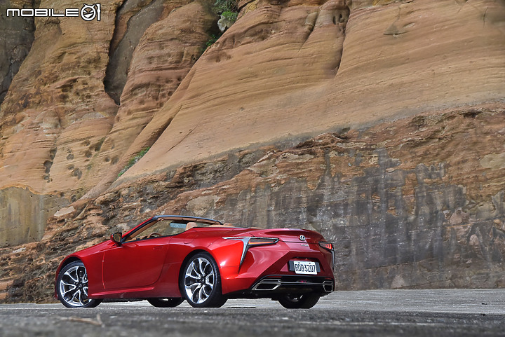 Lexus LC 500 Convertible試駕|極其優雅卻又充滿動感魅力!