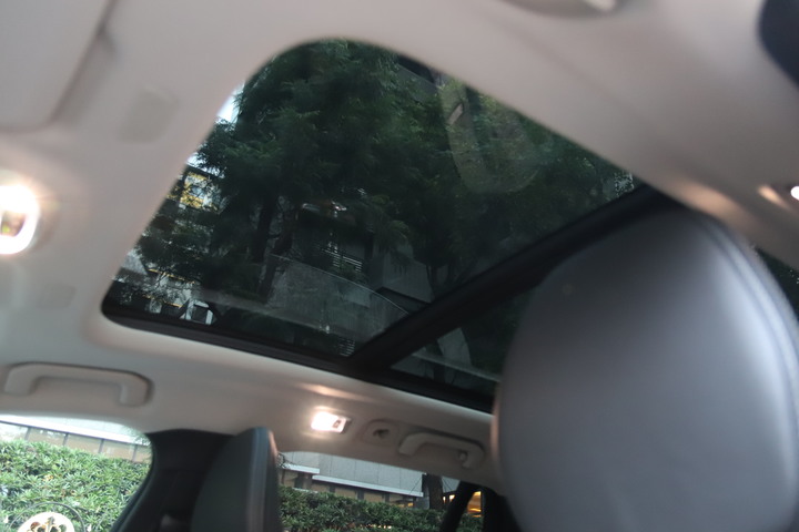 純電Model 3 vs PHEV V60 T8體驗心得（文長圖多）
