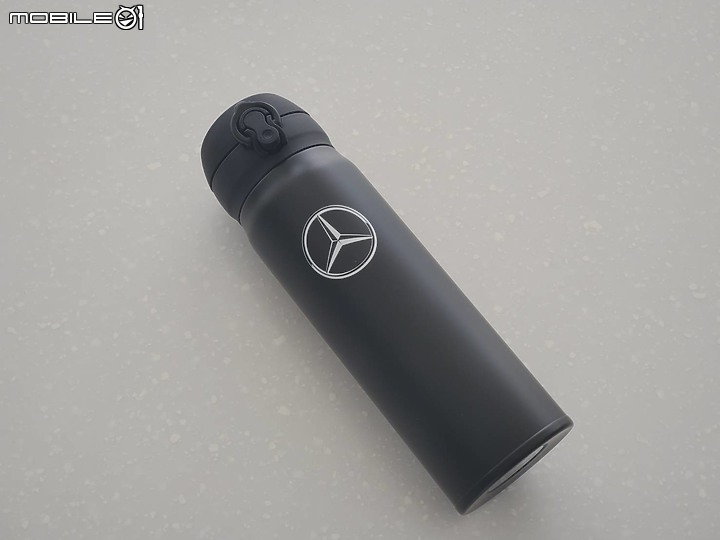 車主來開箱｜Mercedes-Benz New C300試駕｜動力、科技、顏值一次滿足！