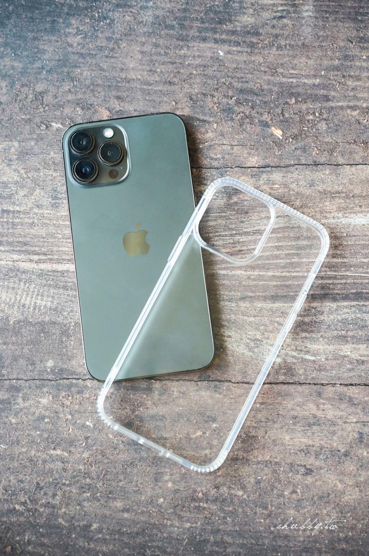 比犀牛盾還強大的防摔手機殼推薦│OVERDIGI鑽石框iphone13 Pro max手機殼開箱