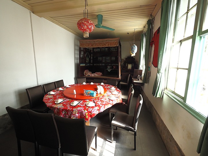 新埔 味衛佳柿餅觀光農場|桂花園人文餐館|新埔老街散策〔劉氏家廟、新埔潘屋、螃蟹穴洗衫窟、朱氏家廟〕