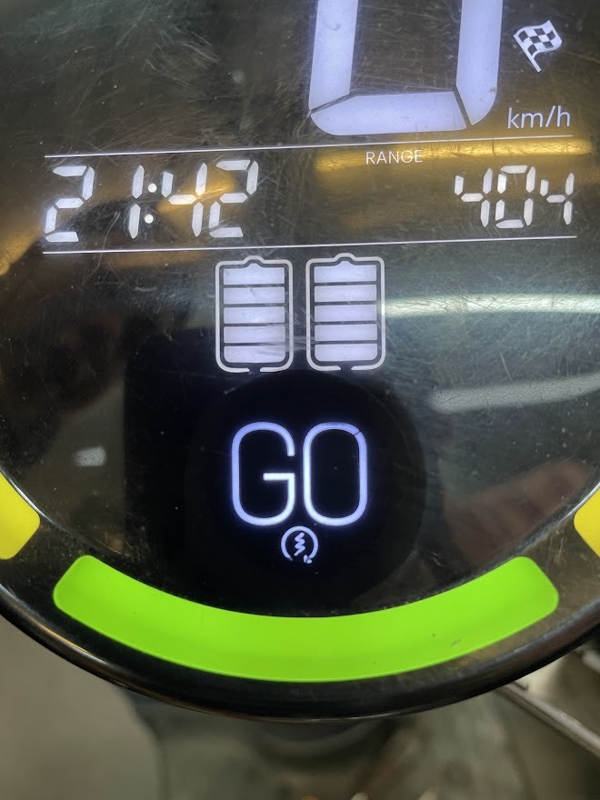 Gogoro 儀錶板 GO 按鍵失效總算可以維修了