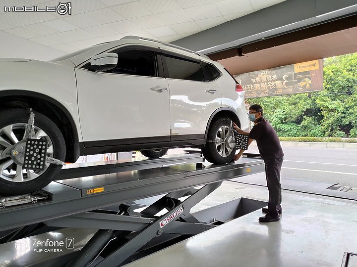 純粹分享 / 20211023更換四輪ContiCrossContact&trade; LX Sport / 影像記錄 (純影像)