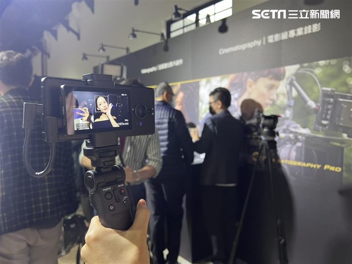 Sony真相機手機登台！售5.5萬