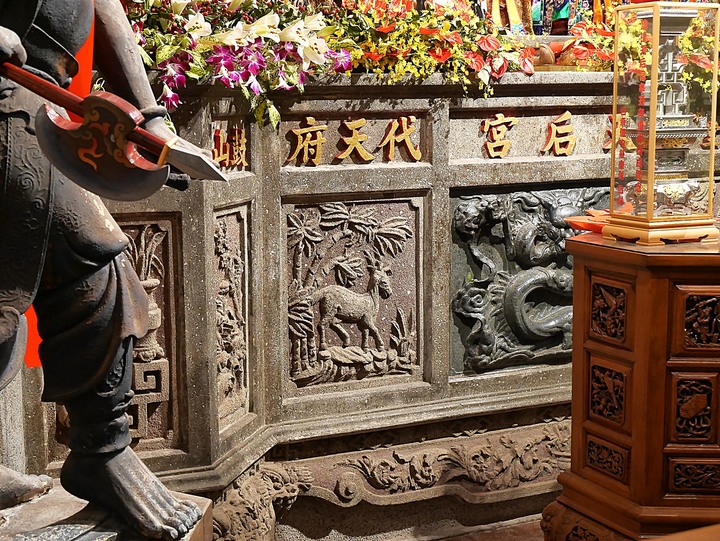 旗津天后宮｜高雄港旗鼓渡輪 — 打狗第一座媽祖廟，348歲重啟廟門，外掛旗鼓渡輪暮色