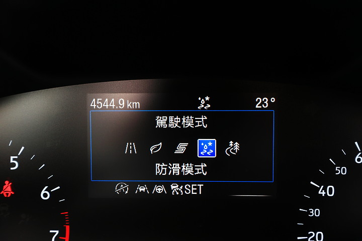 點我看大圖 (映像旅行) 旅行追尋,任性不設限in宜蘭 feat. Ford Focus Active任性版