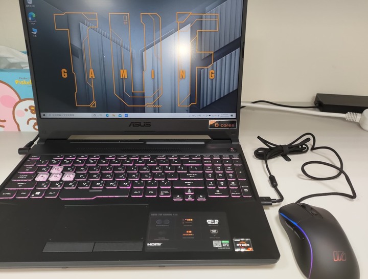 輕巧靈敏 電競滑鼠iRocks M40E開箱心得報告
