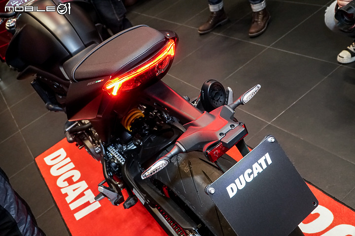 【採訪】超輕量但依然是怪獸 DUCATI Monster 937 台灣全馬力正式發表！