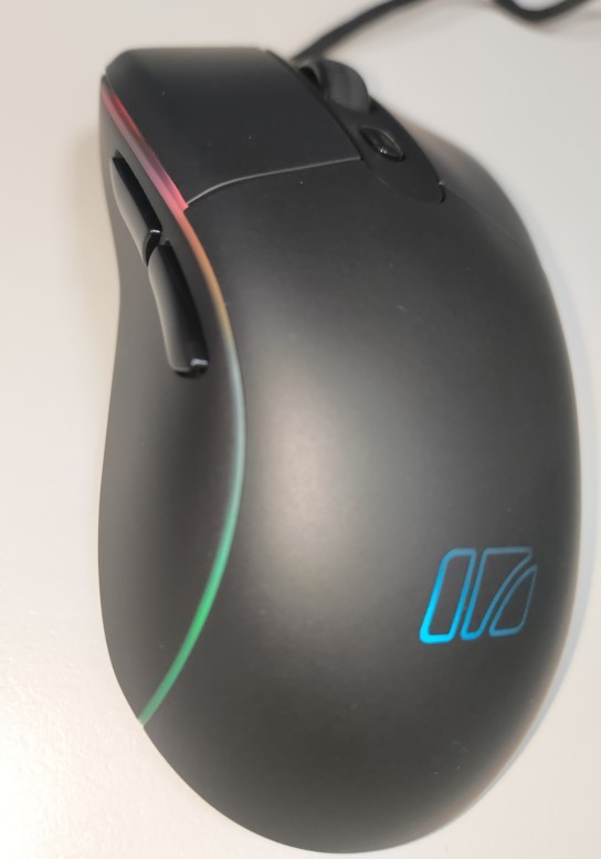 輕巧靈敏 電競滑鼠iRocks M40E開箱心得報告