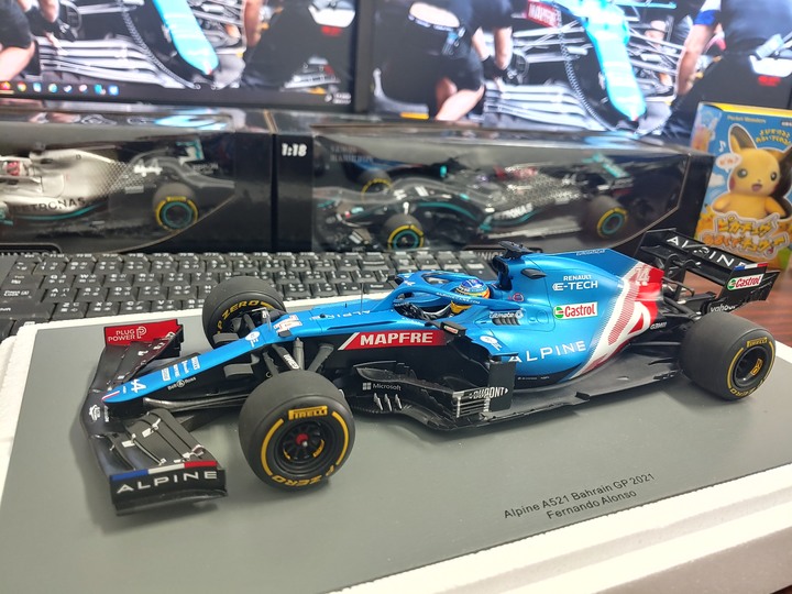 [開箱]1/18 SPARK ALPINE F1  TEAM  A521 FERNANDO ALONSO 2021