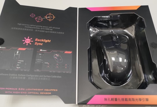 輕巧靈敏 電競滑鼠iRocks M40E開箱心得報告
