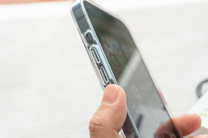 SwitchEasy魚骨牌推出iPhone 13 Odyssey保護殼+掛繩 外出單手輕鬆拿、輕鬆用iPhone