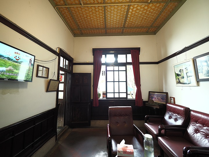新埔 味衛佳柿餅觀光農場|桂花園人文餐館|新埔老街散策〔劉氏家廟、新埔潘屋、螃蟹穴洗衫窟、朱氏家廟〕