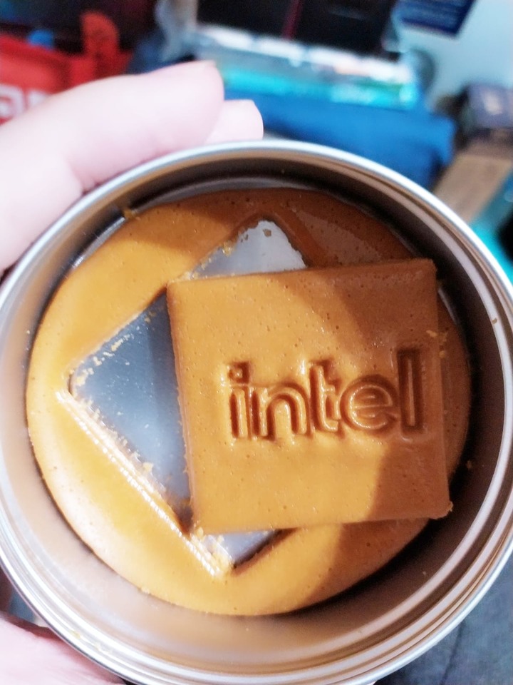 Intel Taiwan Open House !! 不容你忽視 !! 地表最強的那個它來了 !!