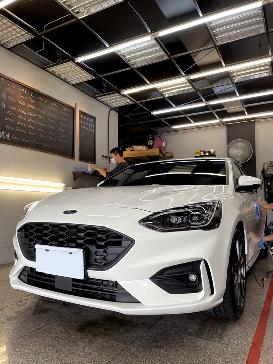 【車主來分享】2022 Focus ST-Line Lommel X 開箱