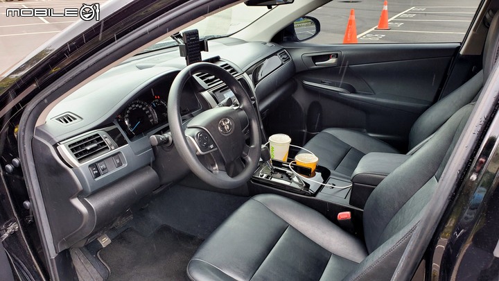 2020 TOYOTA CAMRY雅緻型 舊車分享 ---中大型國產房車的消失