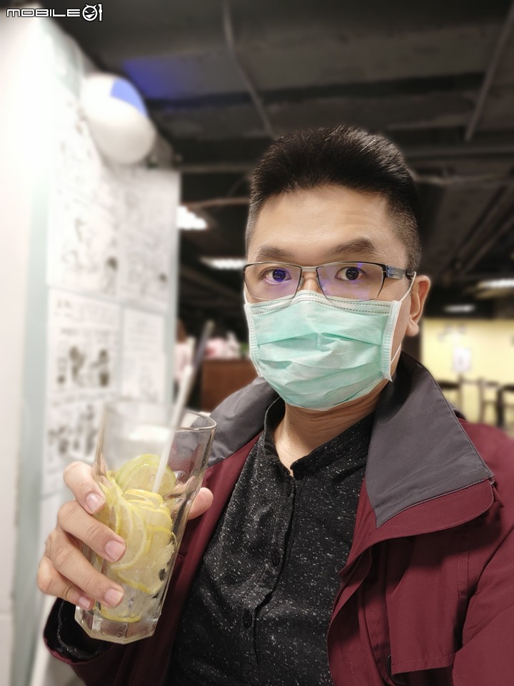 [開箱] 年末CP話題機試玩，Realme GT Neo2 務實好機