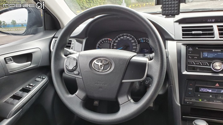 2020 TOYOTA CAMRY雅緻型 舊車分享 ---中大型國產房車的消失