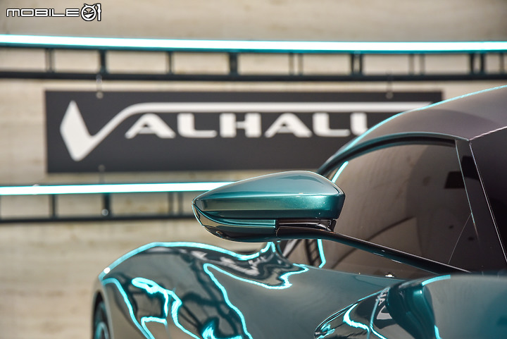 【採訪】Aston Martin新世代油電超跑Valhalla抵台亮相,限量身份自4200萬元起!