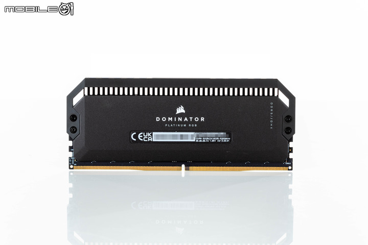 DDR5 記憶體首波效能來襲 CORSAIR DOMINATOR PLATINUM RGB DDR5 記憶體 VIP 套組開箱實測