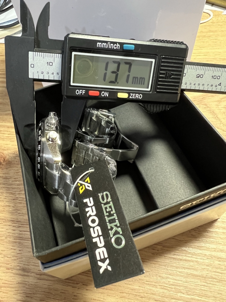 [開箱] SEIKO Prospex Speed Timer SSC813P1 三眼計時錶 熊貓圈