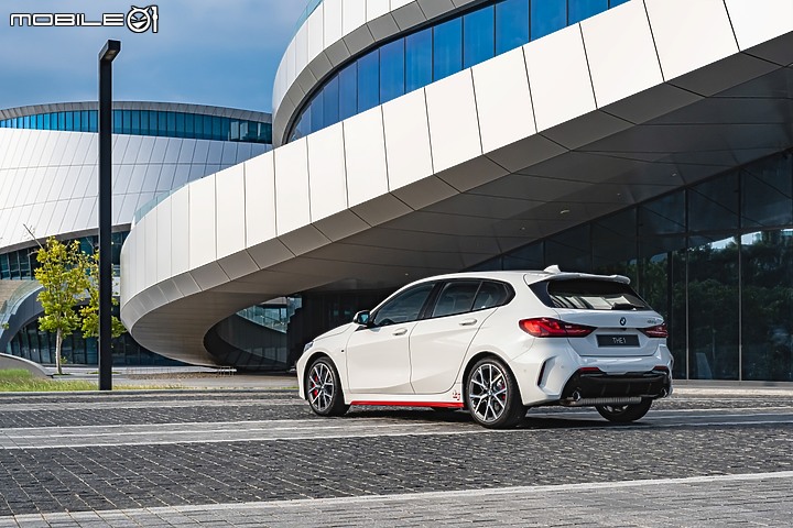 【國內新訊】BMW新年式1系列登場,128ti鋼砲新成員212萬元開賣!