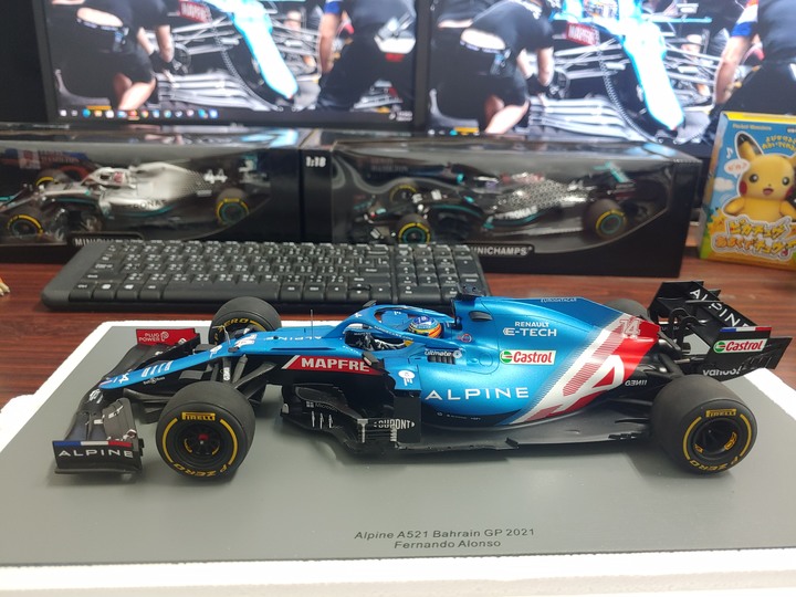 [開箱]1/18 SPARK ALPINE F1  TEAM  A521 FERNANDO ALONSO 2021