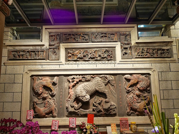 旗津天后宮｜高雄港旗鼓渡輪 — 打狗第一座媽祖廟，348歲重啟廟門，外掛旗鼓渡輪暮色