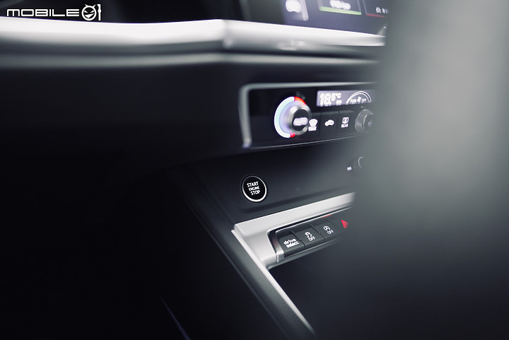 Audi Q3 Sportback 35 TFSI 環響特仕版 實車照片分享