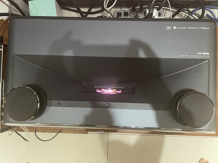 堅果 JMGO U2 PRO雷射電視開箱
