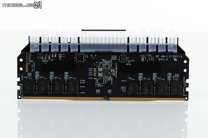 DDR5 記憶體首波效能來襲 CORSAIR DOMINATOR PLATINUM RGB DDR5 記憶體 VIP 套組開箱實測