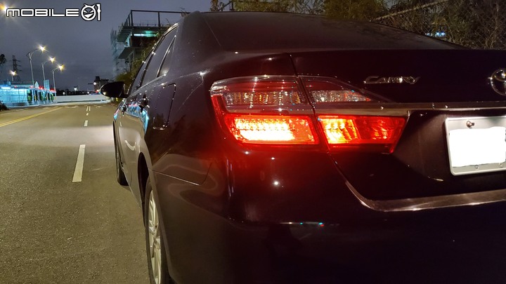2020 TOYOTA CAMRY雅緻型 舊車分享 ---中大型國產房車的消失