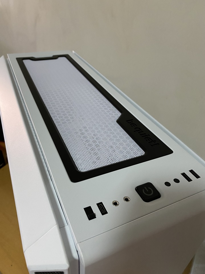 be quiet! SILENT BASE 802 Window White 靜音機殼，簡易開箱