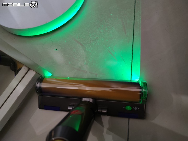 點我看大圖 金A試用| Dyson V12 Detect Slim Absolute Extra 無線吸塵器 | 髒髒現身無所遁形