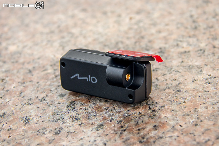 Mio MiVue 890D 行車紀錄器試用｜前後2K畫質 + 最新安全預警六合一，讓你跟罰單說 bye bye！