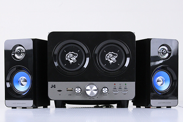 下沉式重低音砲玩Game帶勁夠力，J-S 淇譽 JY-3085三件式RGB電競音箱組【開箱分享】