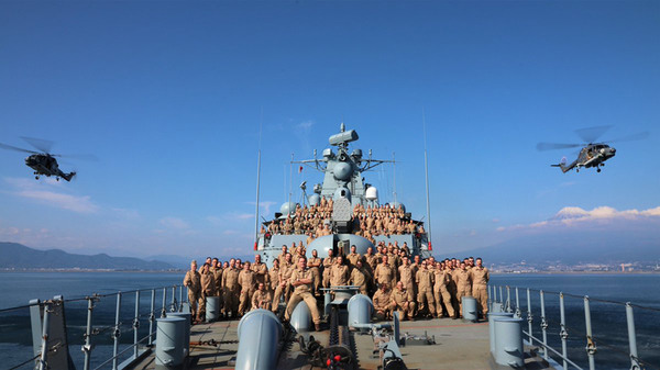 德國軍艦11月5日駛抵日本