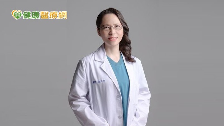 點我看大圖 婦科病不分老小都困擾達文西手術治療協助「保宮」