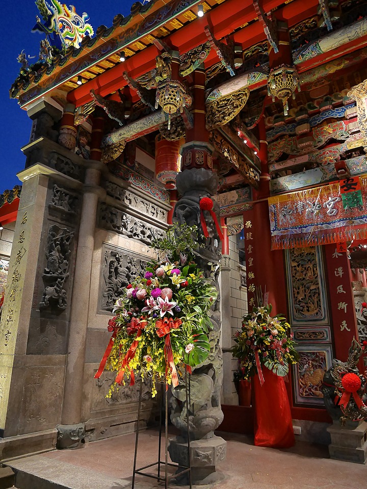 旗津天后宮｜高雄港旗鼓渡輪 — 打狗第一座媽祖廟，348歲重啟廟門，外掛旗鼓渡輪暮色