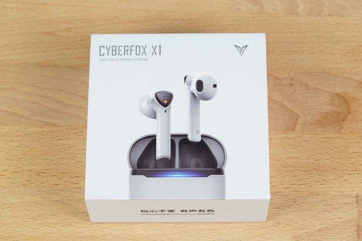 雖然像，但是又很不一樣！銀狐 X1 超低延遲遊戲音樂藍牙耳機