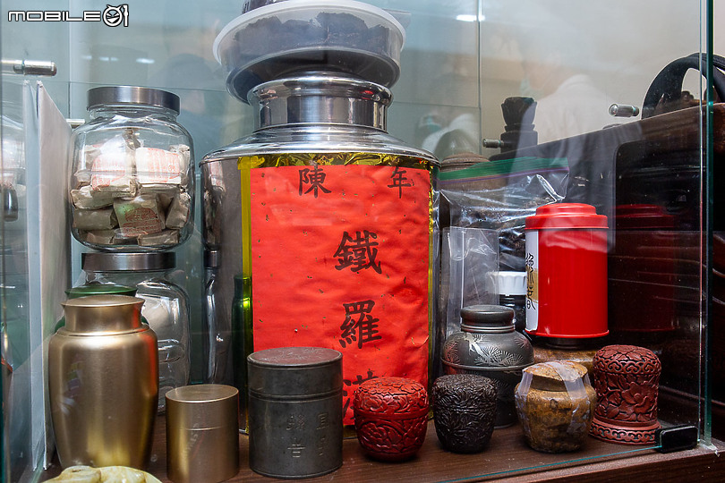封存茶金歲月|開箱一甲子老茶(柯成興茶行、樹蘭鐵觀音)