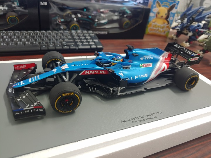 [開箱]1/18 SPARK ALPINE F1  TEAM  A521 FERNANDO ALONSO 2021