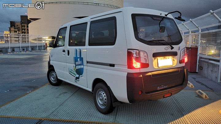 中華汽車 CMC e-Veryca 五座客貨車版 共享車試駕--續航力與售價是致命傷?