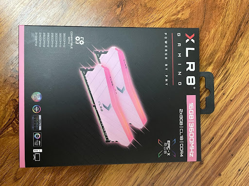 點我看大圖 開箱評測 XLR8 RGB DDR4 3600MHz 8GBX2