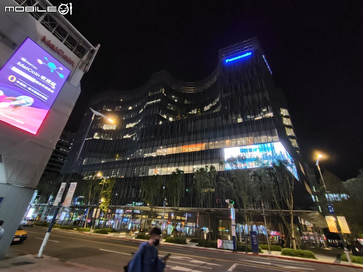 [開箱] 年末CP話題機試玩，Realme GT Neo2 務實好機
