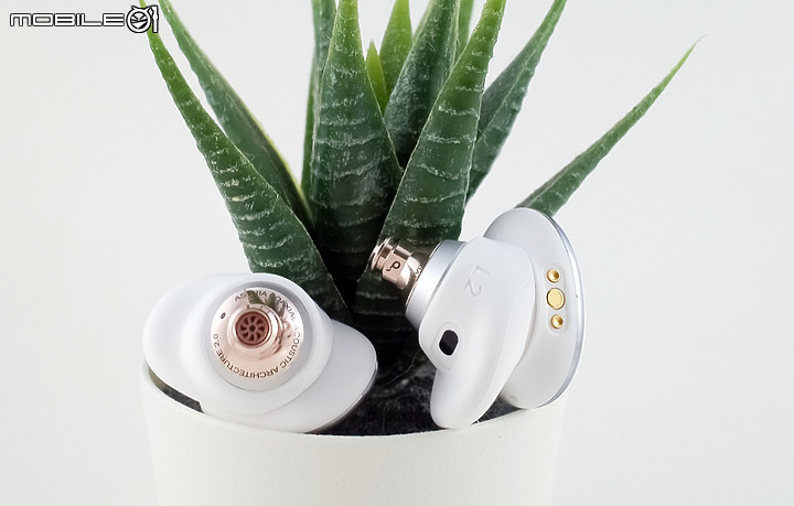 【北極熊開箱】WF-1000XM4 強烈競爭者？- Anker Soundcore Liberty 3 Pro