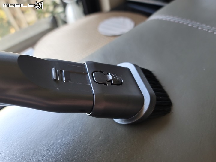 【史艷文】 蛻變為居家美學的收納大師 - LG A9T系列旗艦吸塵器