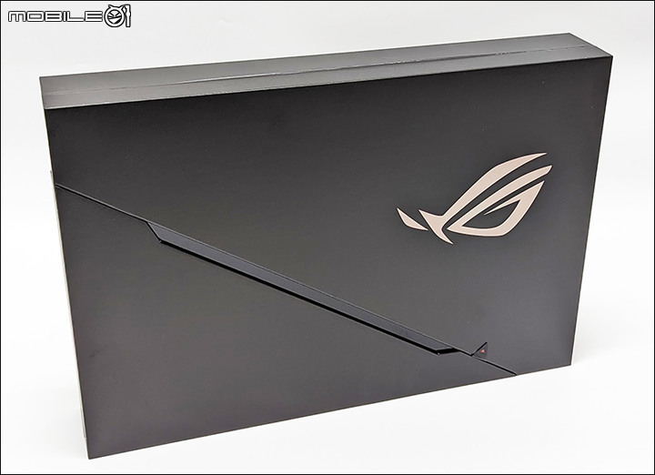 點我看大圖 快速開箱:ROG Zephyrus S17 GX703HR