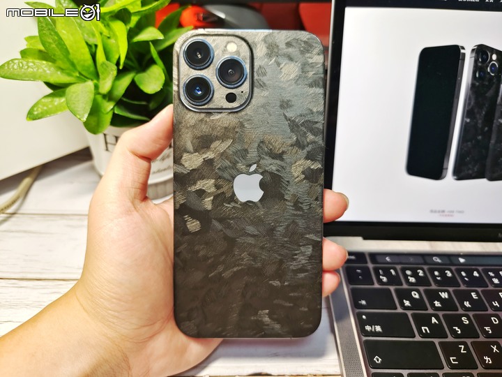 手機包膜不求人，GoatFilm 機膚 iPhone 13 Pro Max DIY 包膜教學
